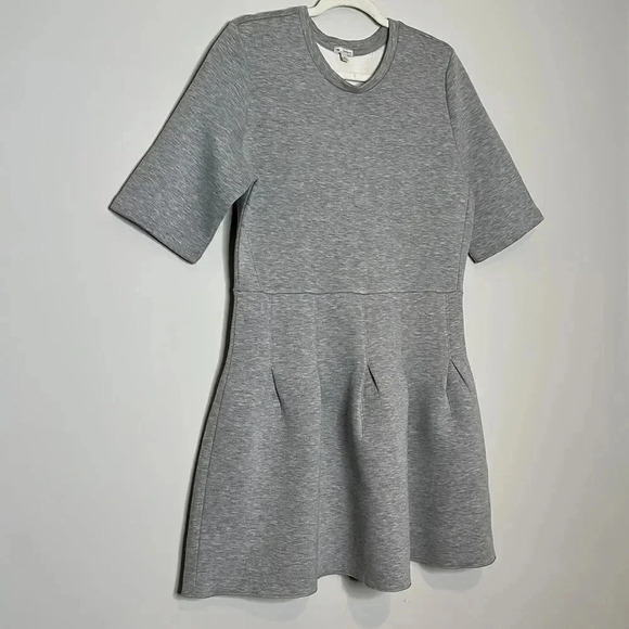 GAP Scuba Fit & Flare dress - Picture 3 of 13